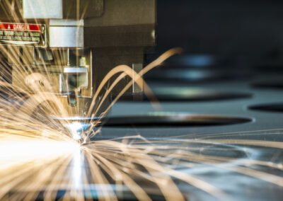 lasersko rezanje metala